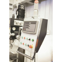 Универсально-фрезерный станок STALEX MUF50 DRO