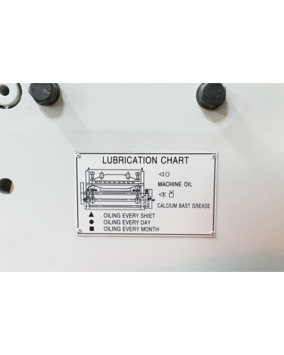 Гильотина электромеханическая Stalex Q11-3x1500