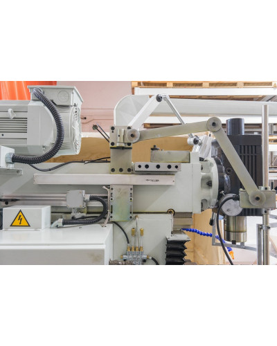 Инструментальный фрезерный станок Stalex WFM 750 Servo